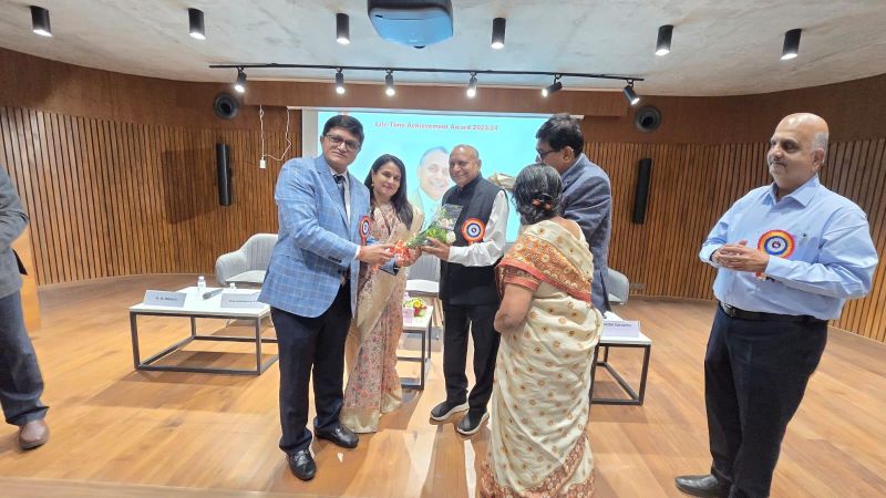 Lifetime Achievement – Textile Innovation & Leadership